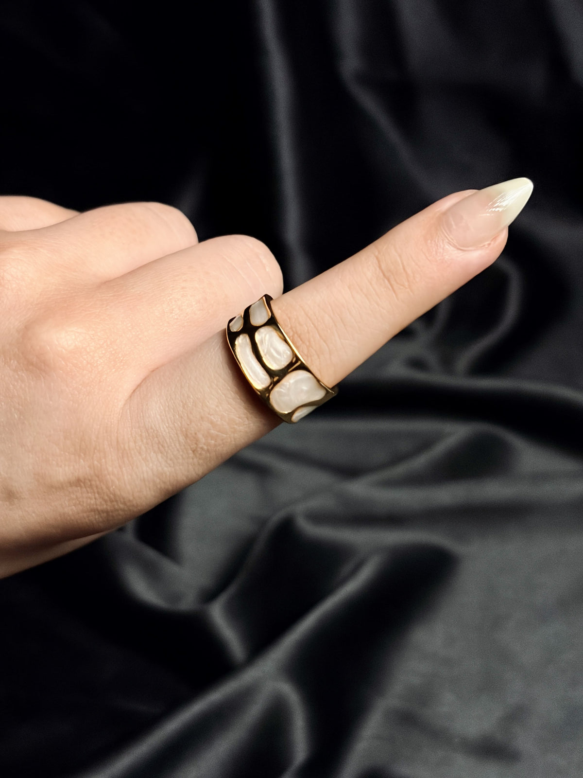 Chunky Pearl Ring