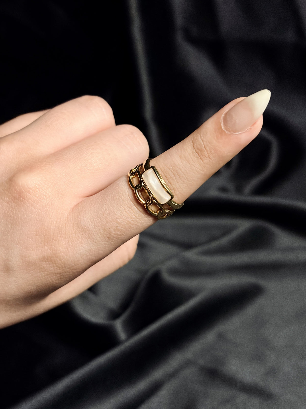 Pearl Link Ring