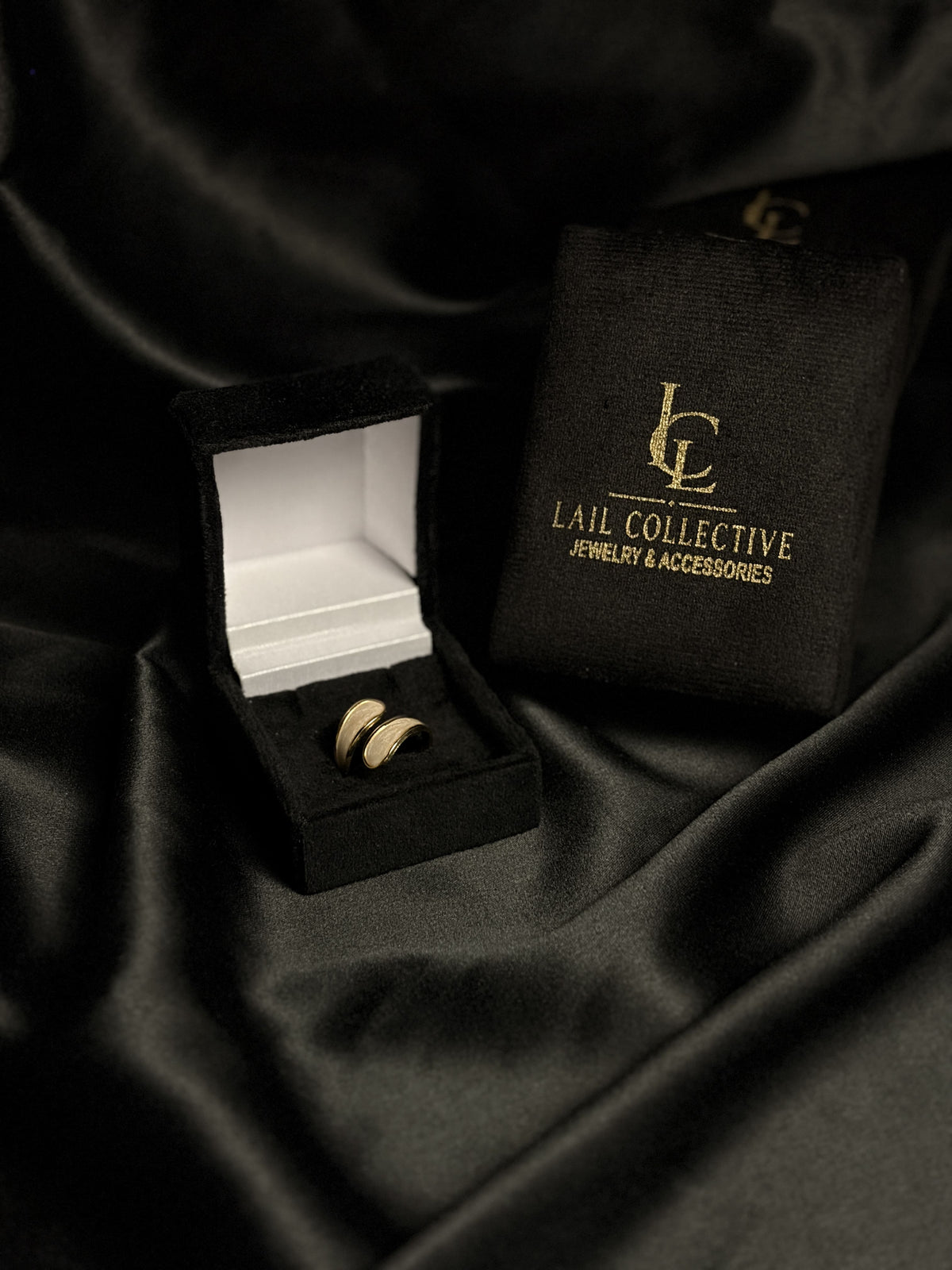 Double Pearl Ring